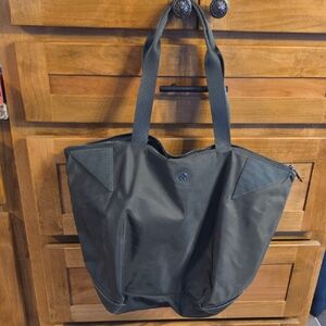 Stylish Green Tote Bag
